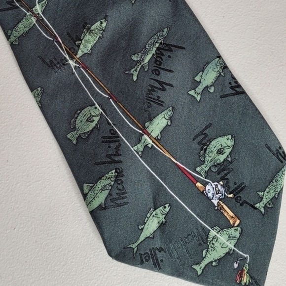 Nicole Miller Green Fish and Rod 100% Silk Hand Sewn Fishing Enthusiast Necktie - Picture 4 of 6